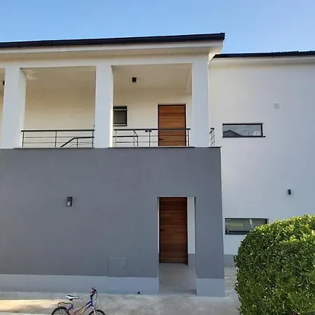 Olea Apartment