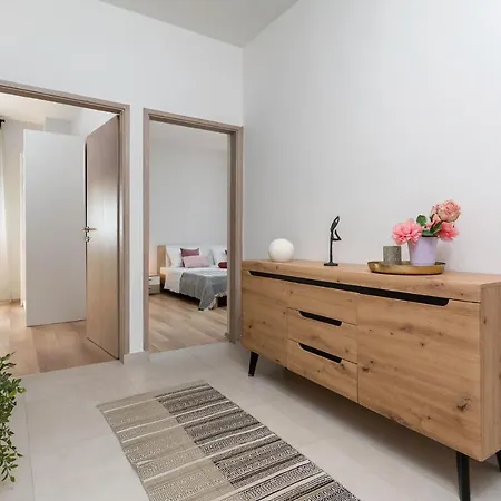 Olea Apartment